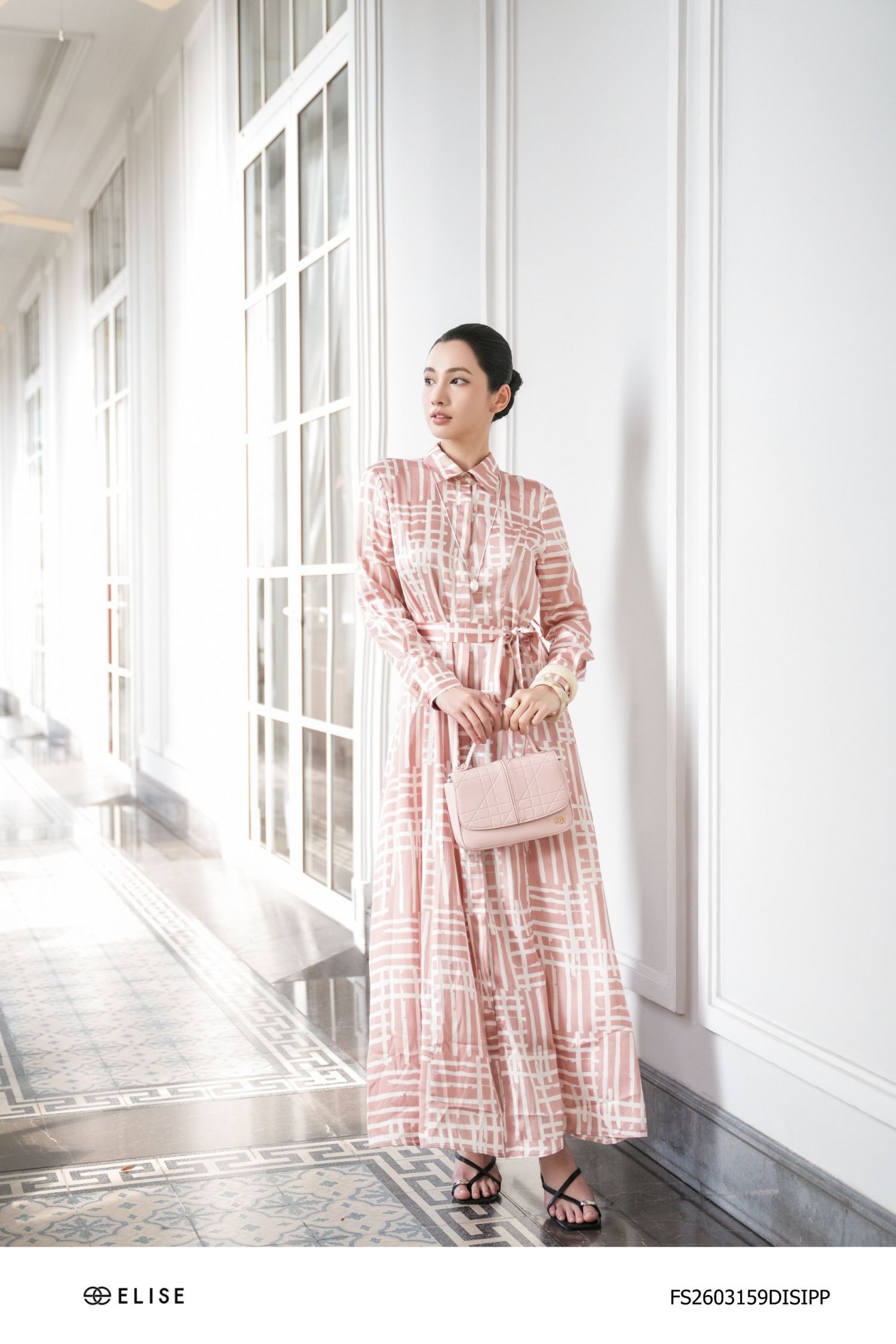 ĐẦM LỤA HT NỀN HỒNG ĐAI EO