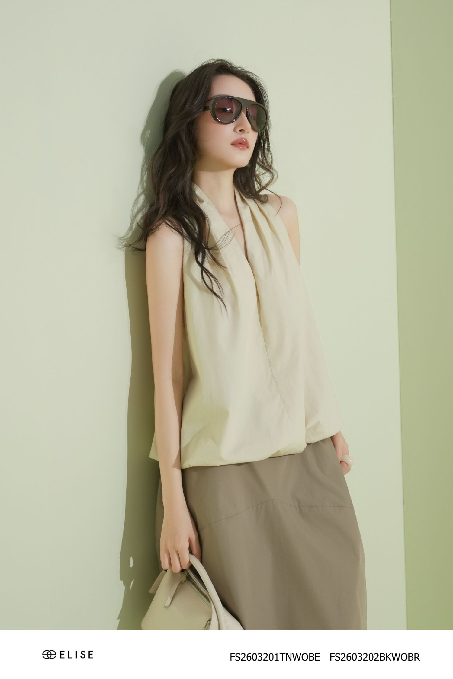 ÁO THÔ BE CỔ YẾM CHUN GẤU