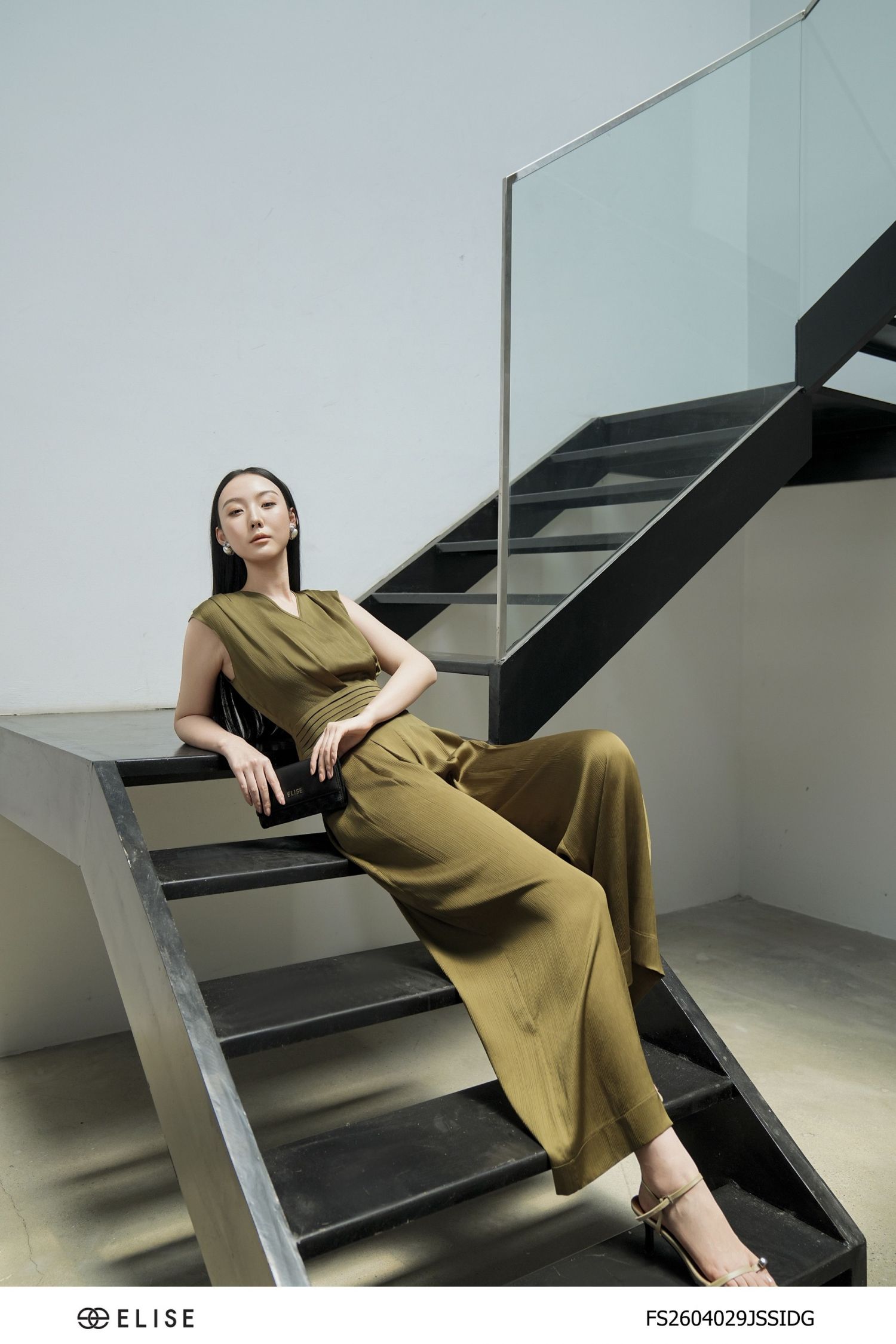 JUMPSUIT DÀI XANH RÊU XẾP LY