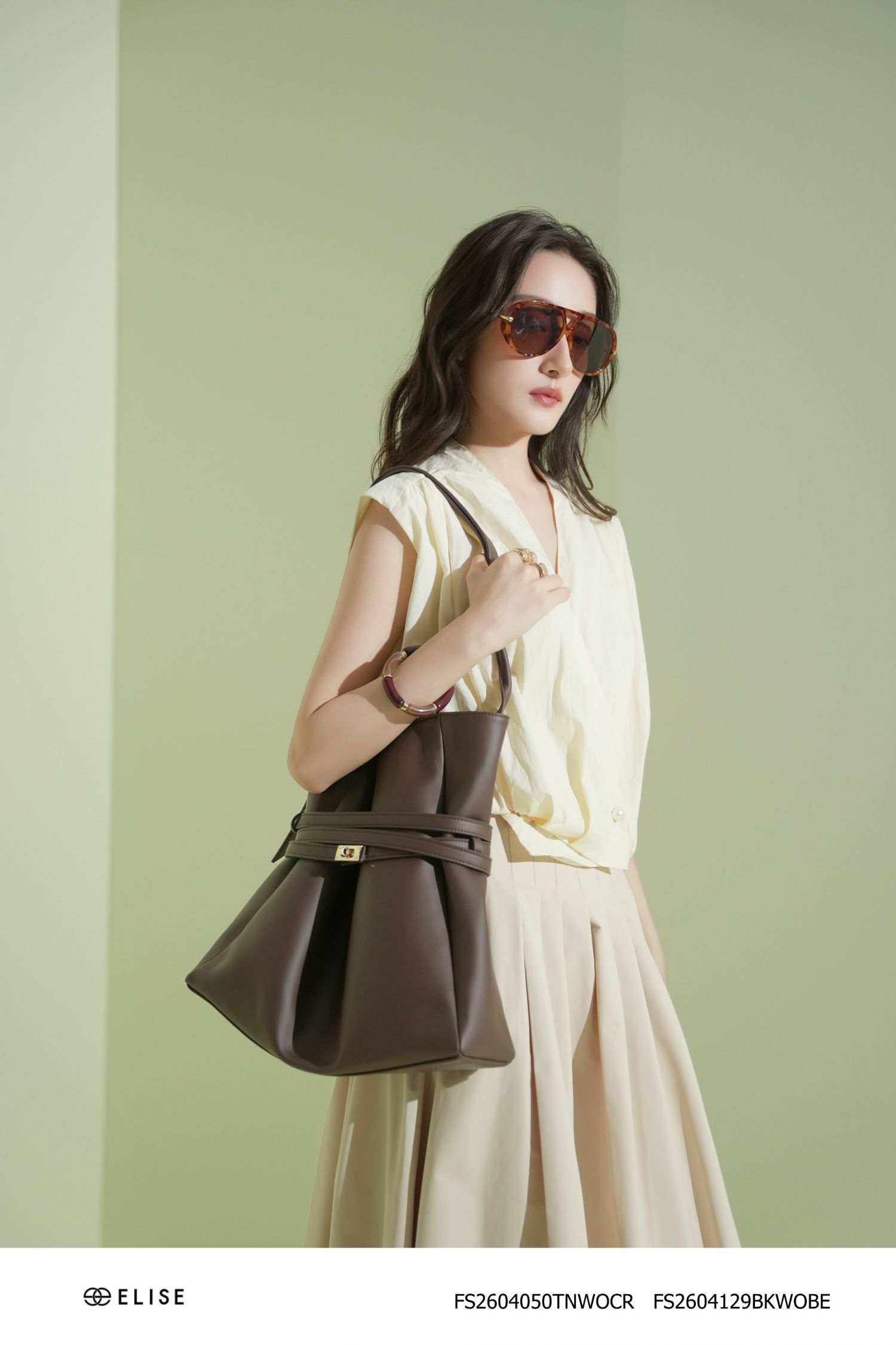ÁO THÔ KEM VẠT CHÉO XẾP LY GẤU