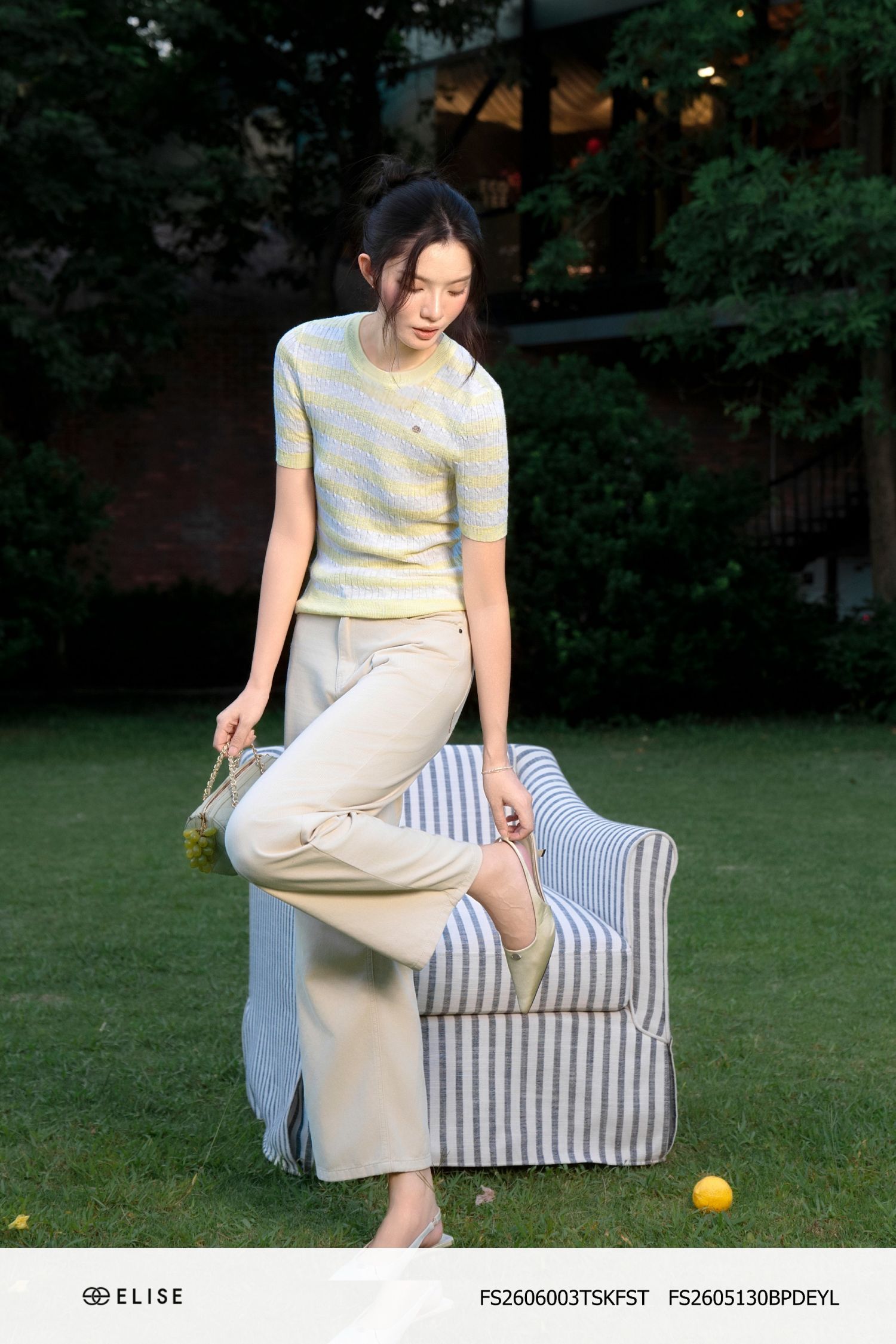 QUẦN JEANS VÀNG SUÔNG