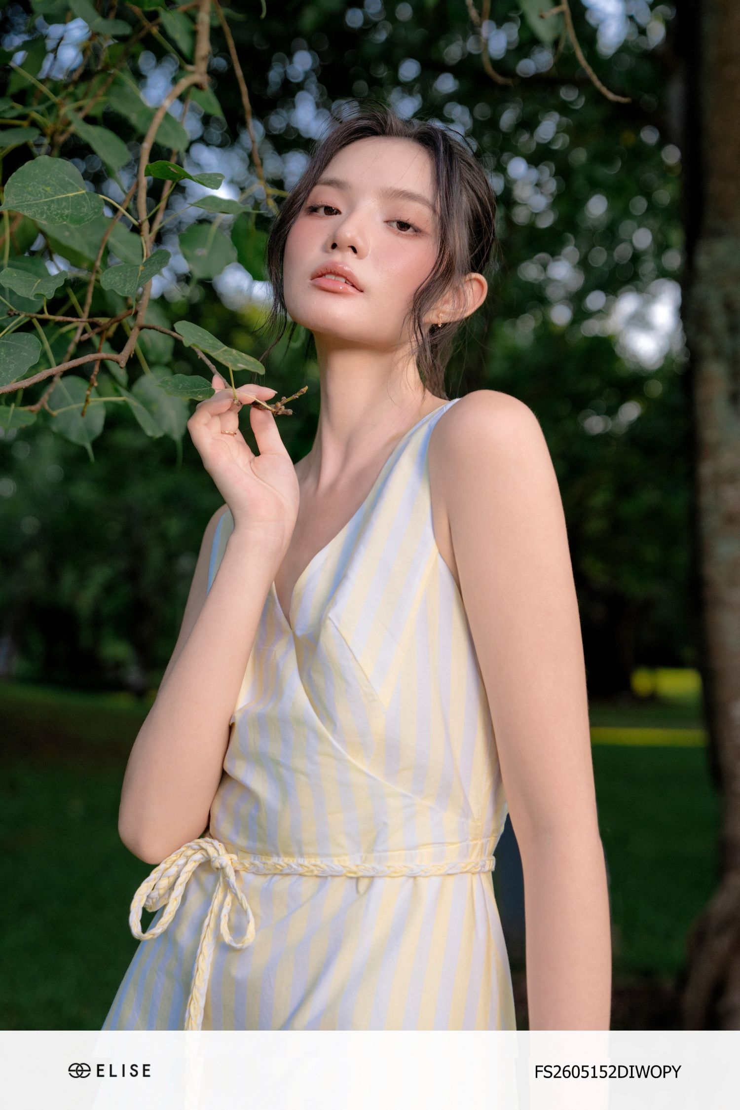 ĐẦM THÔ KẺ VÀNG CỔ CHÉO