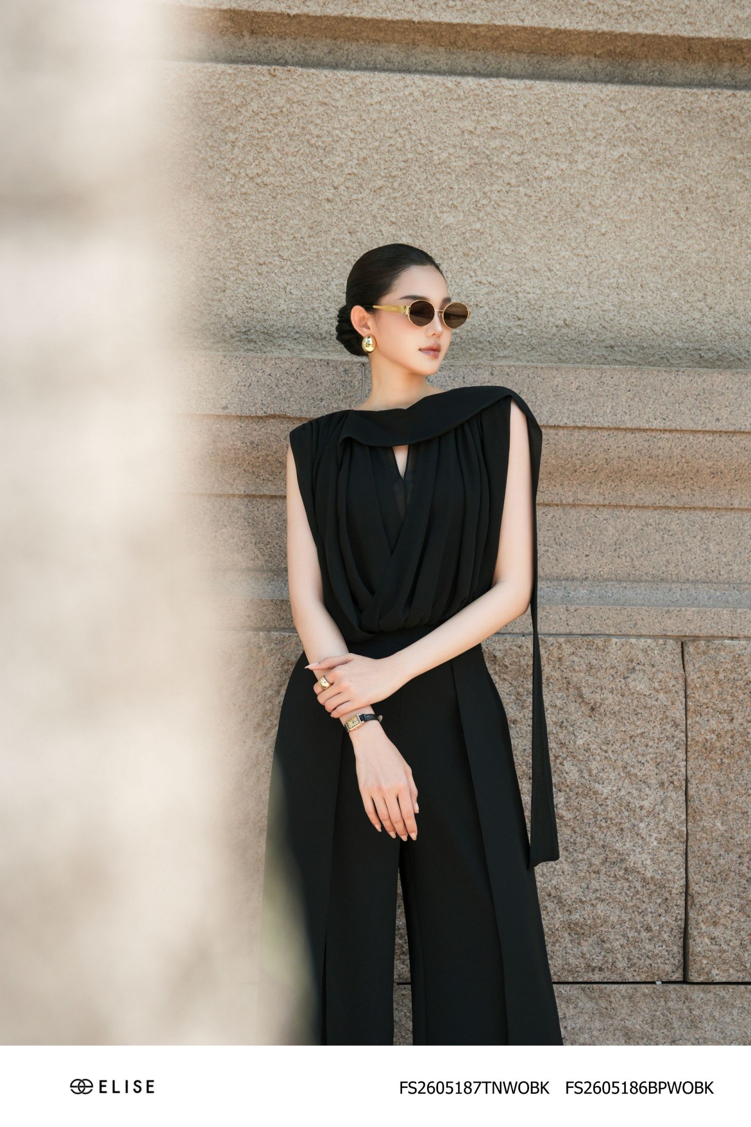 ÁO CHIFFON ĐEN SÁT NÁCH VẠT CHÉO