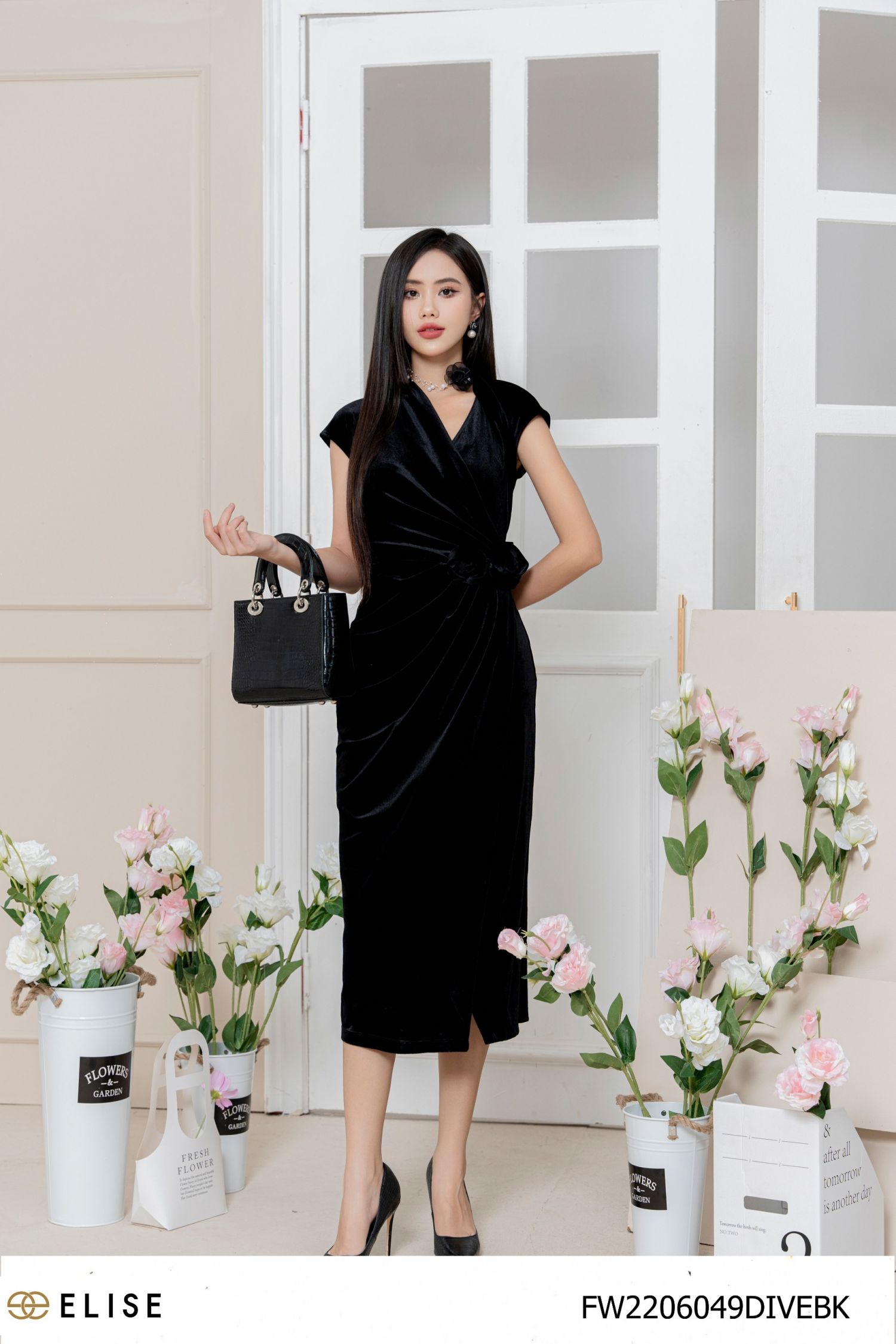 Váy nhung đỏ dáng xòe dự tiệc Set đầm nhung đỏ thiết kế sang chảnh HN  Clothing V36 - Chân váy | ThờiTrangNữ.vn