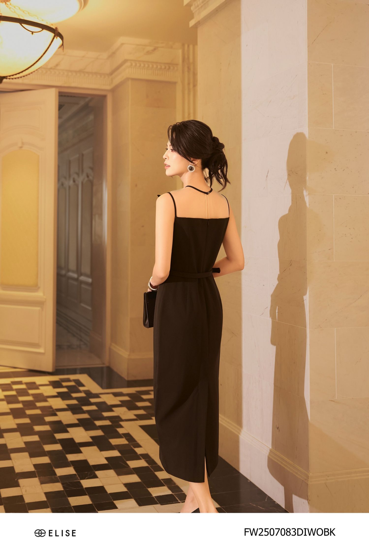 ĐẦM BÚT CHÌ ĐEN VAI LƯỚI ĐAI EO