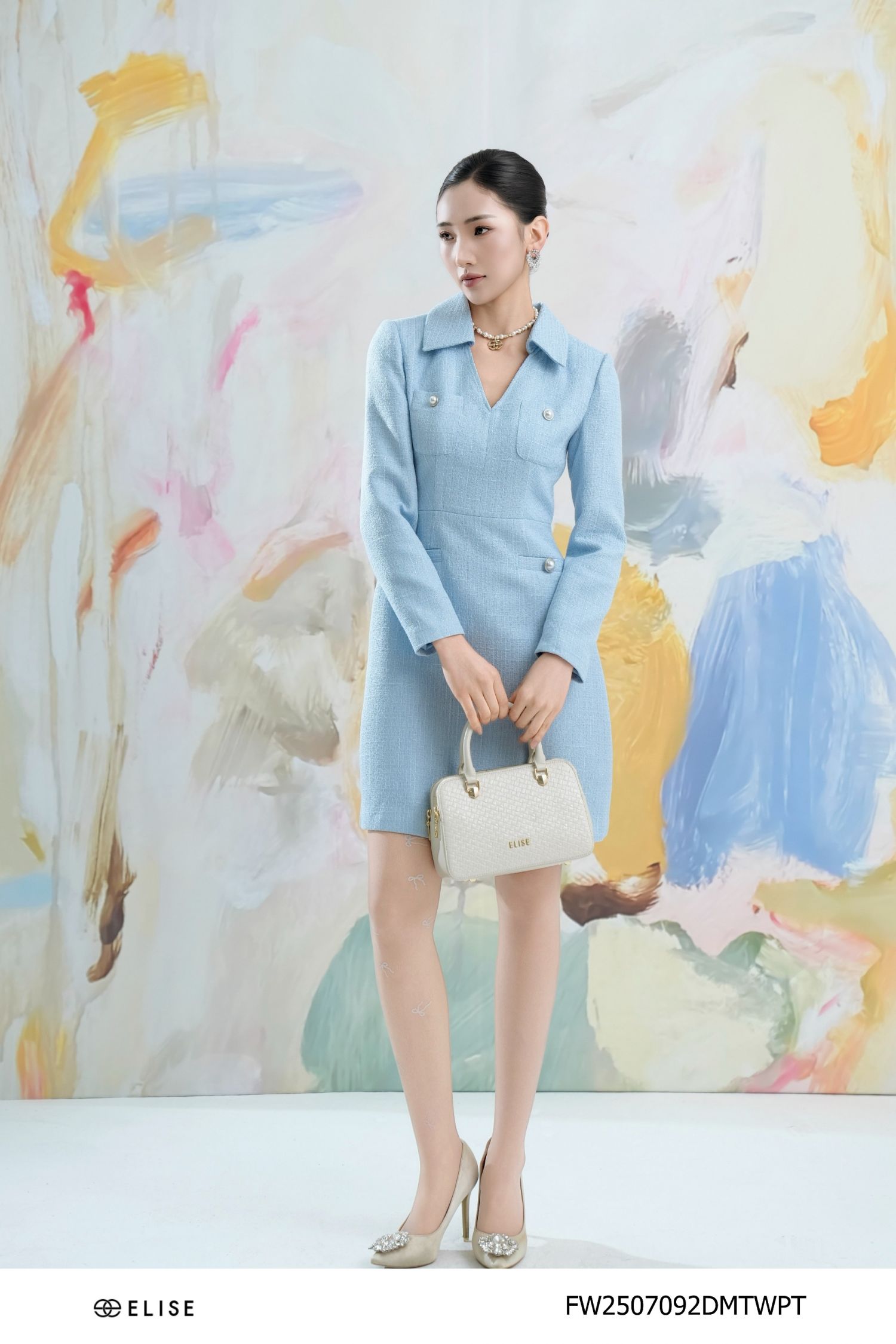 ĐẦM TWEED XANH SỢI KIM TUYẾN CỔ V