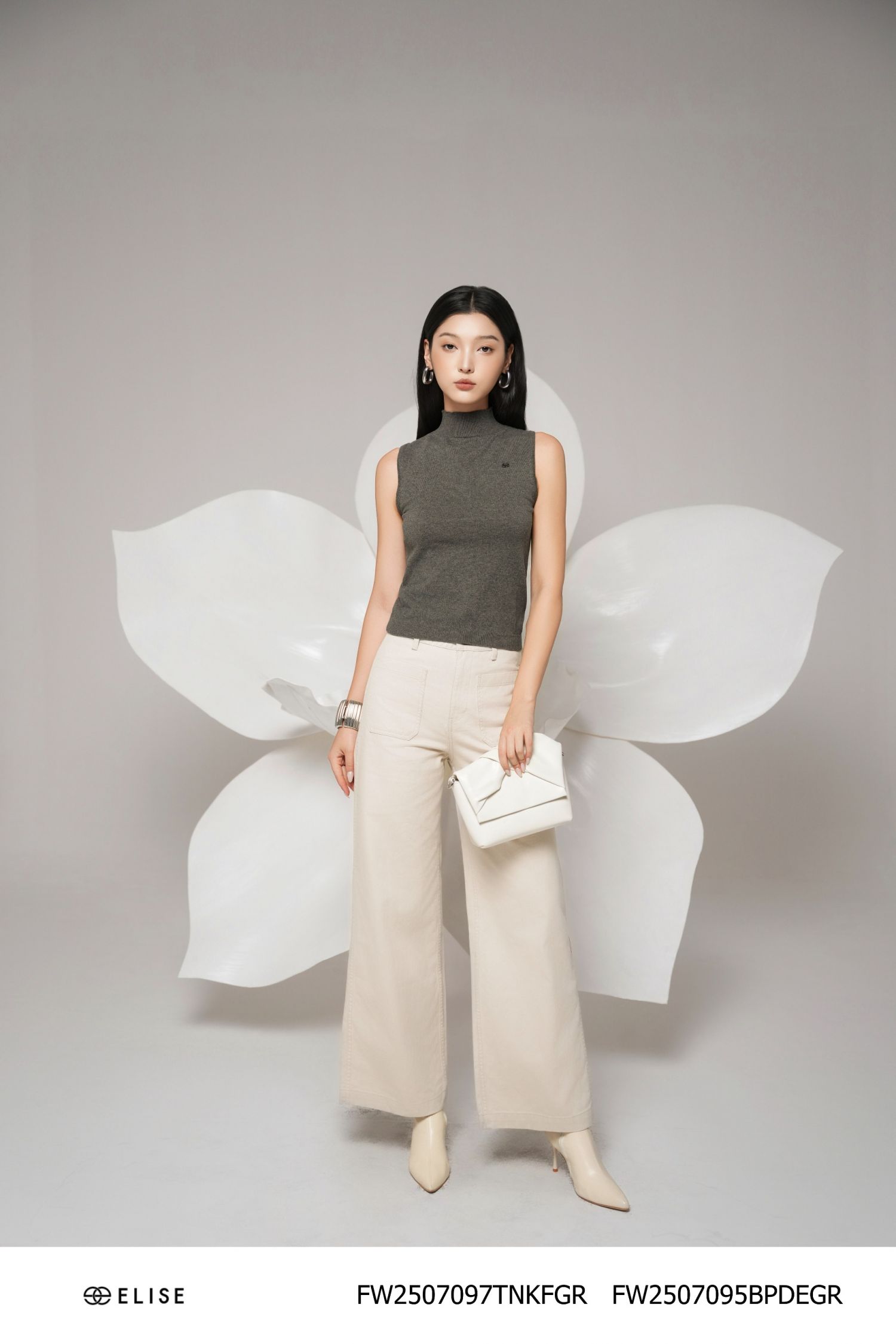QUẦN DENIM SUÔNG GHI SÁNG