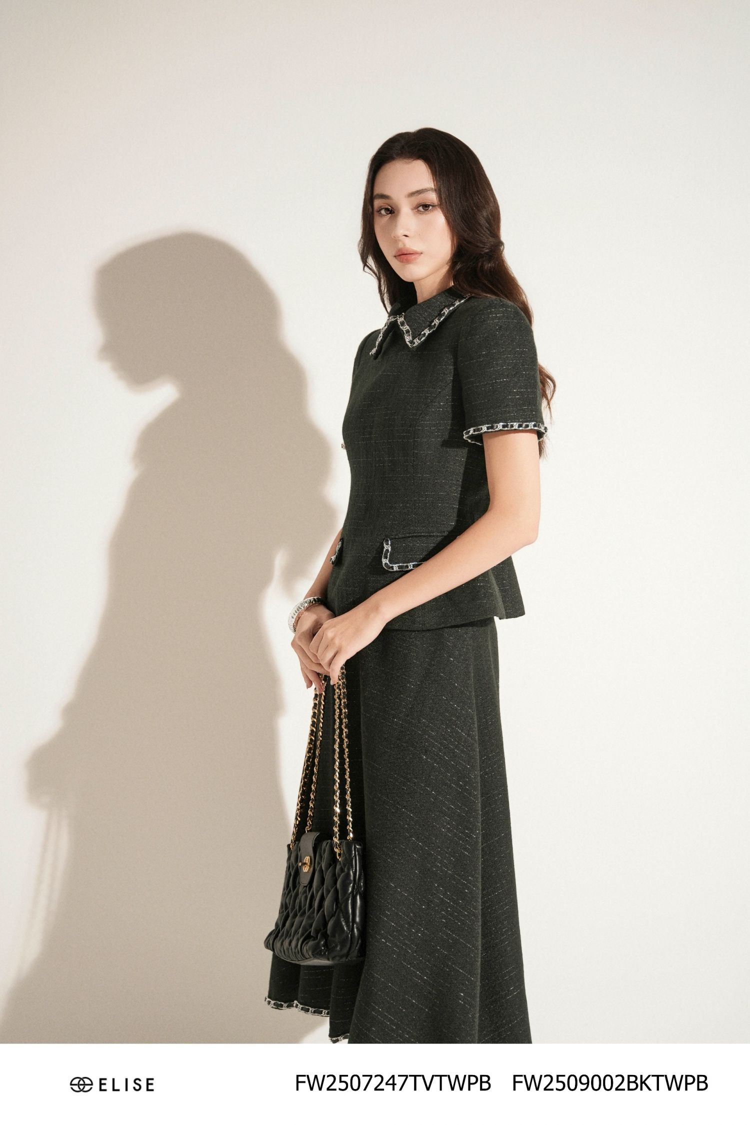 ÁO TWEED ĐEN VÂN KT VIỀN DÂY XÍCH