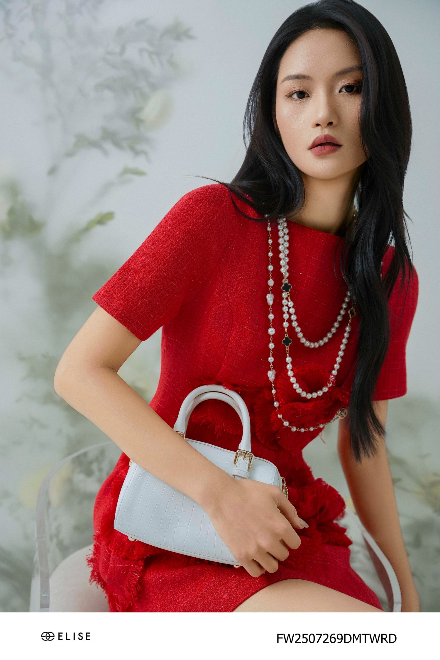 ĐẦM TWEED ĐỎ SỢI KIM TUYẾN ĐÍNH HOA