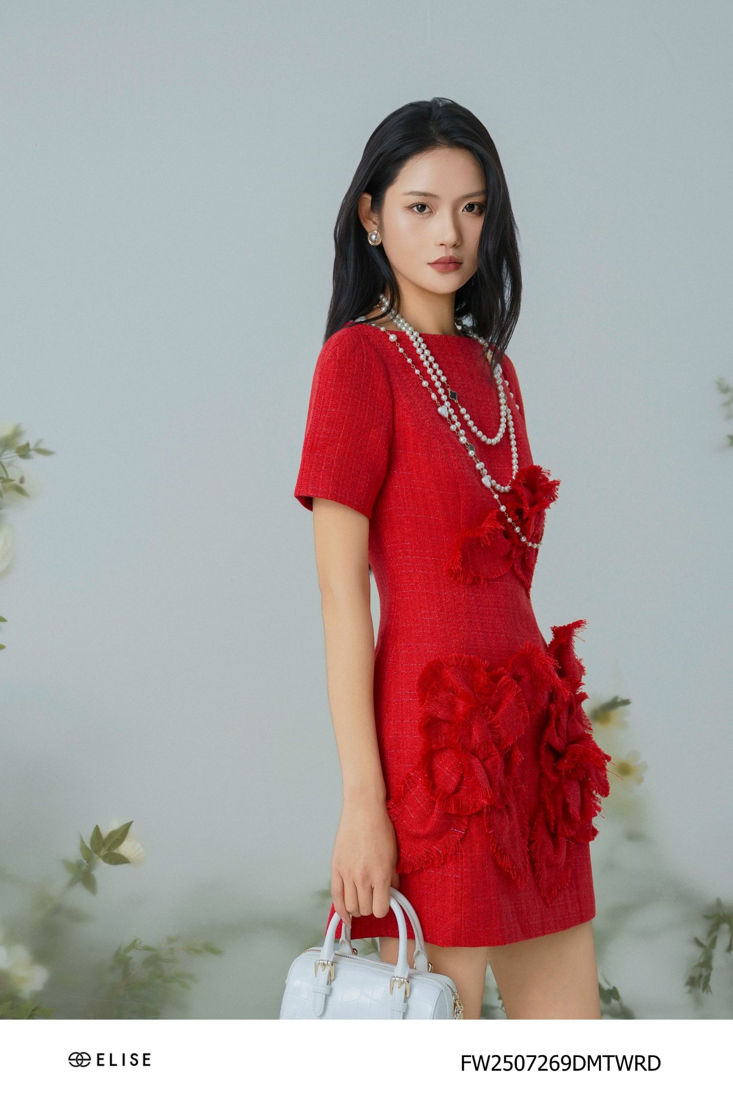 ĐẦM TWEED ĐỎ SỢI KIM TUYẾN ĐÍNH HOA