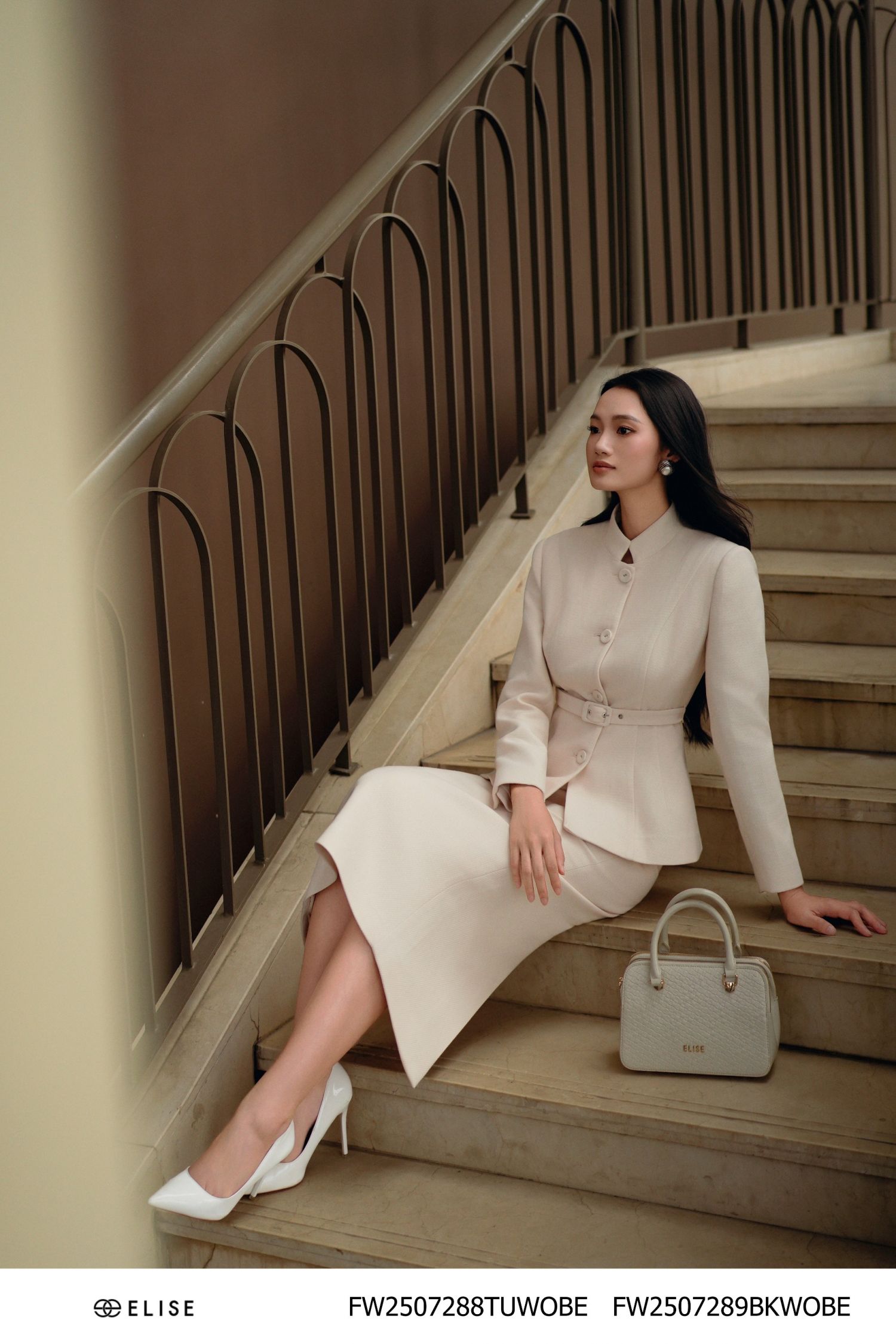 JUPE BÚT CHÌ DẠ BE SỮA XẺ SAU
