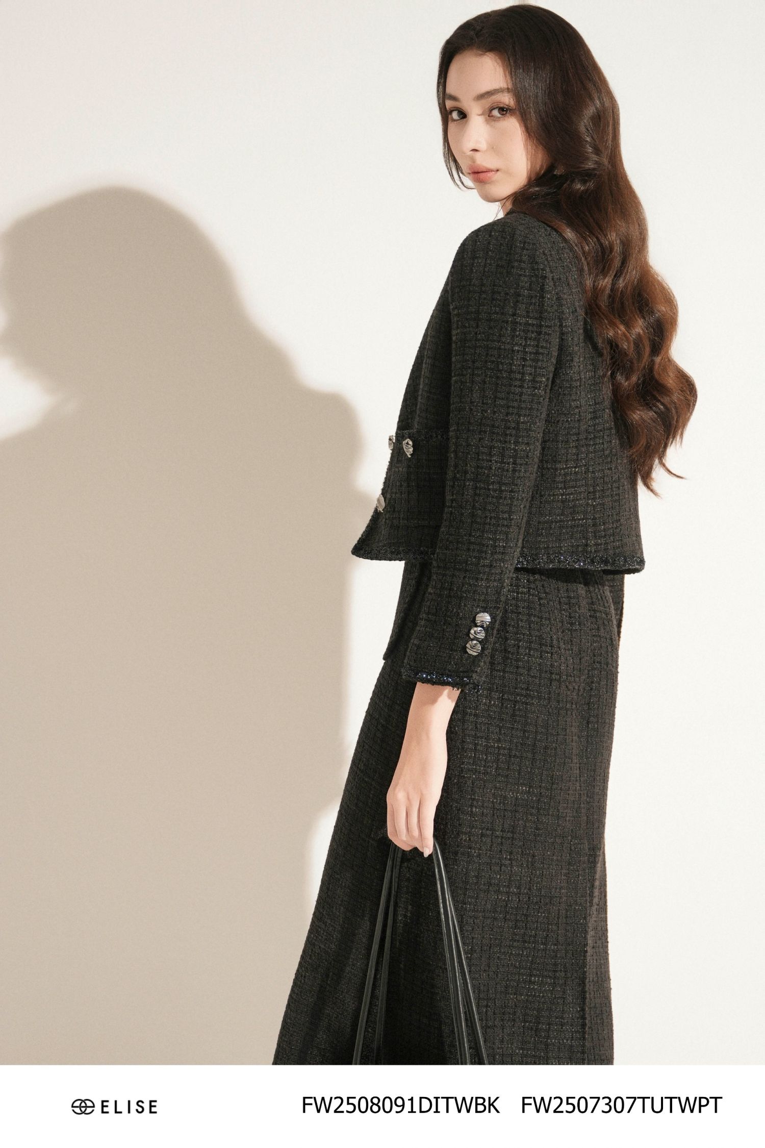 ÁO KHOÁC DẠ TWEED SỢI KẺ Ô ĐEN CỔ TRỤ