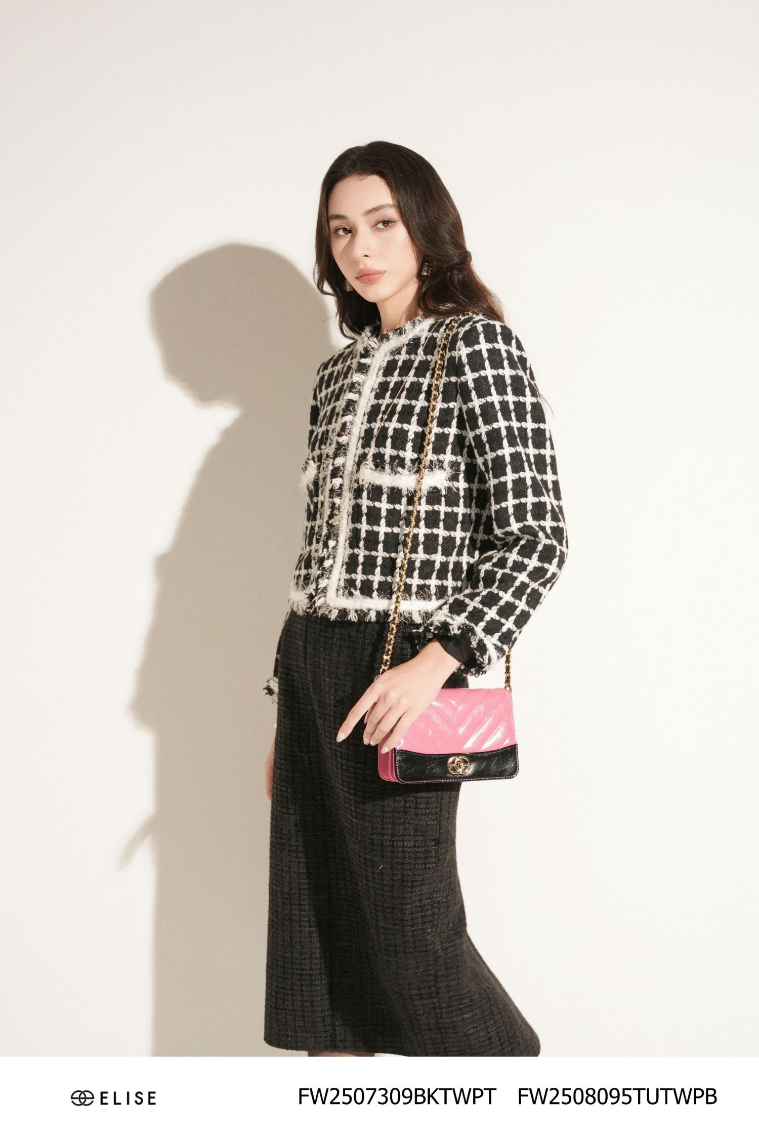 JUPE DẠ TWEED SỢI KẺ Ô ĐEN XẺ SAU