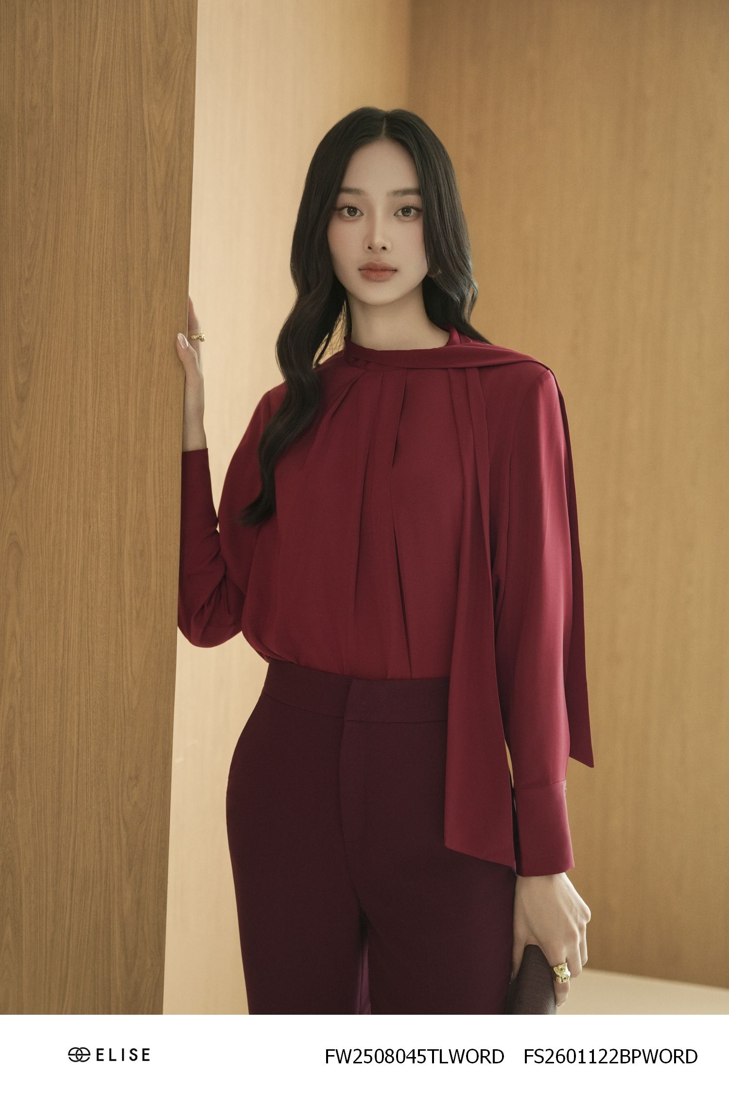 ÁO ĐỎ ĐUN VẠT BONG DÂY CỔ