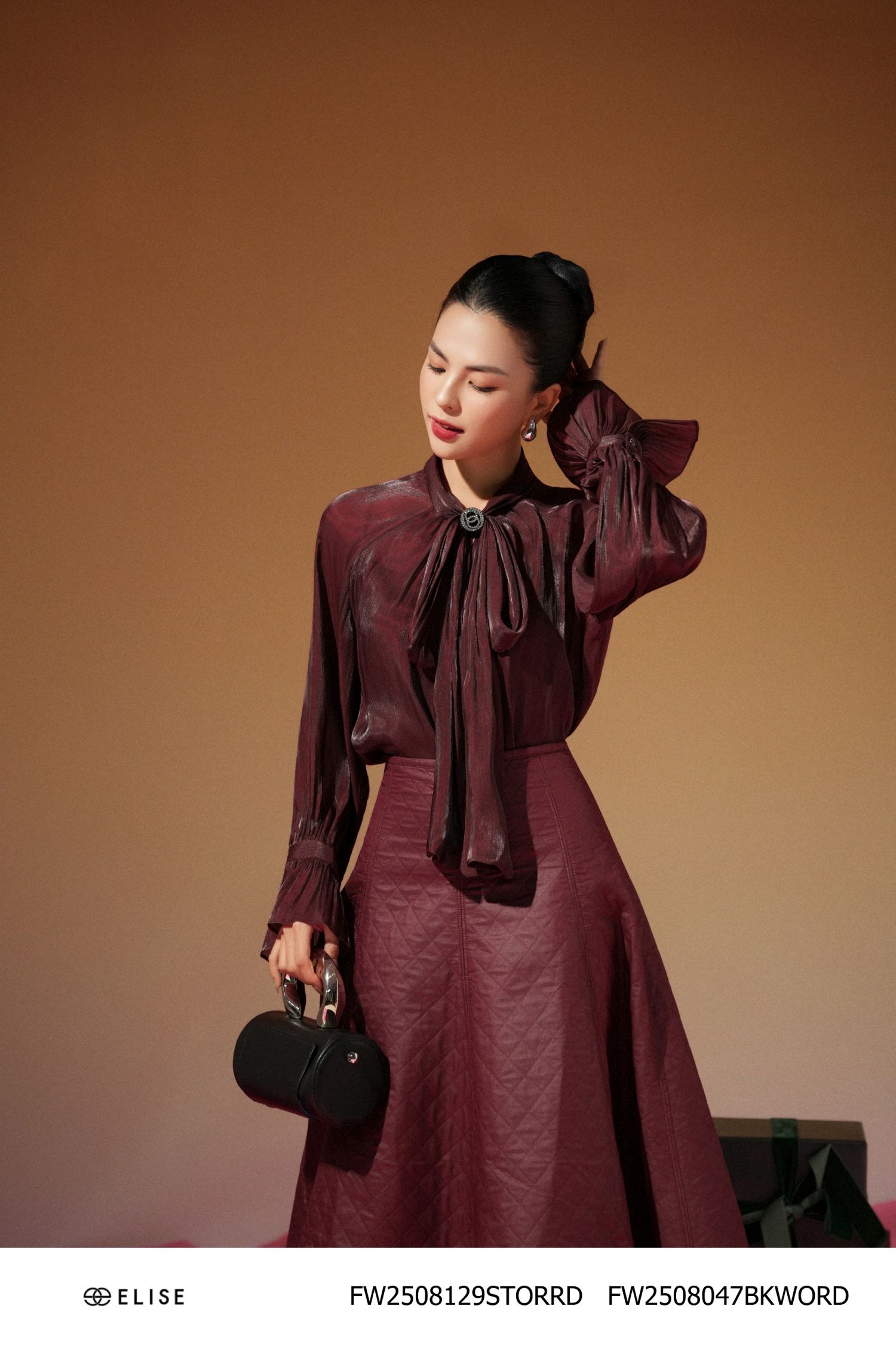 SET ÁO TƠ ÓNG ĐỎ NÂU BUỘC NƠ