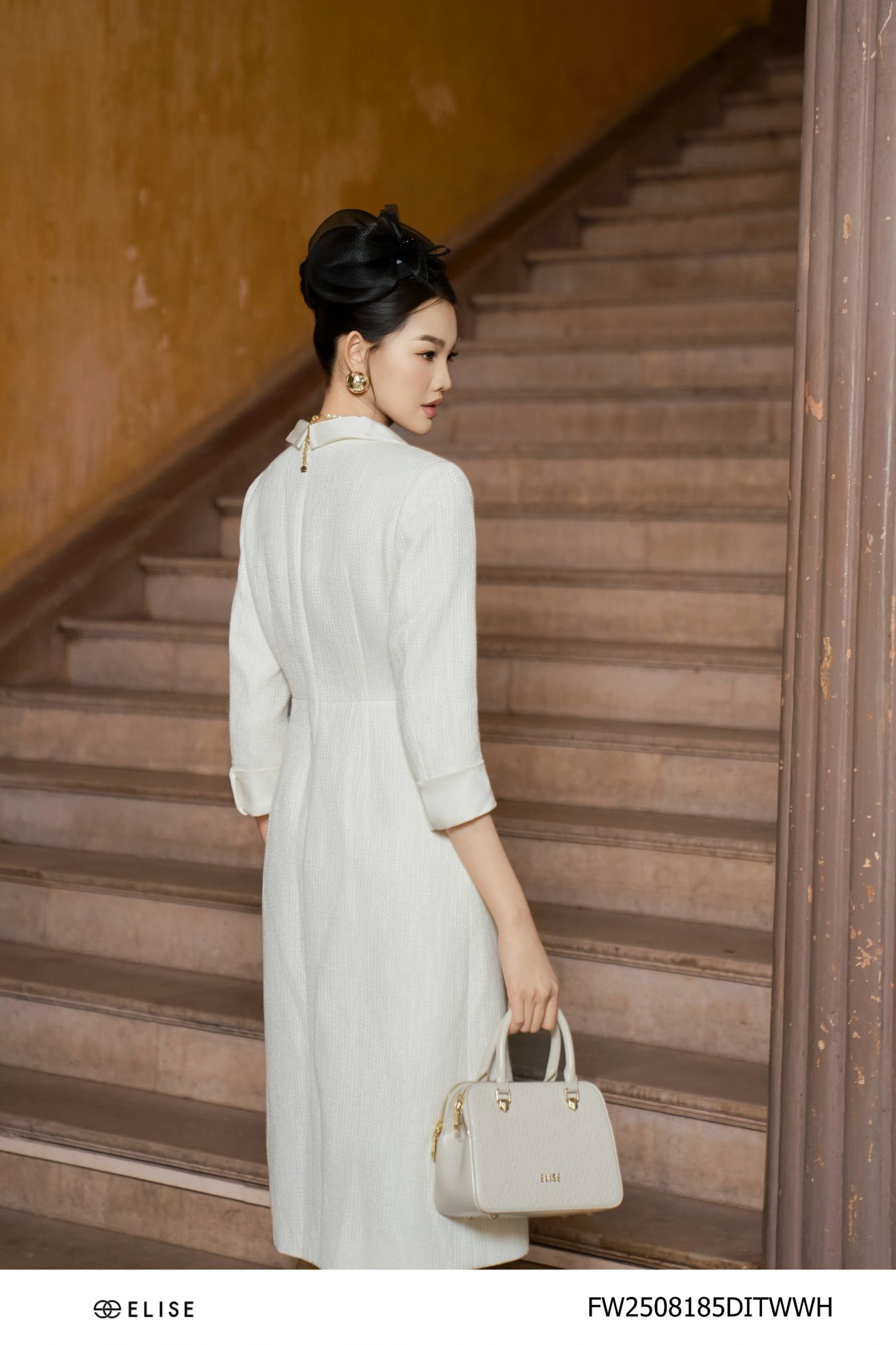 ĐẦM TWEED TRẮNG HOA EO XẾP LY SÚP