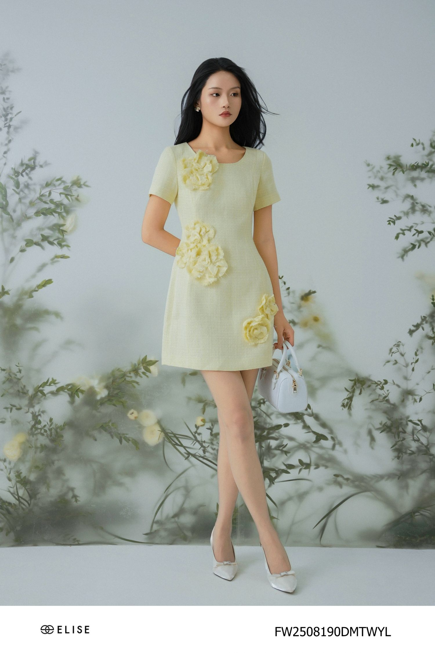 ĐẦM TWEED VÀNG SỢI KT ĐÍNH HOA