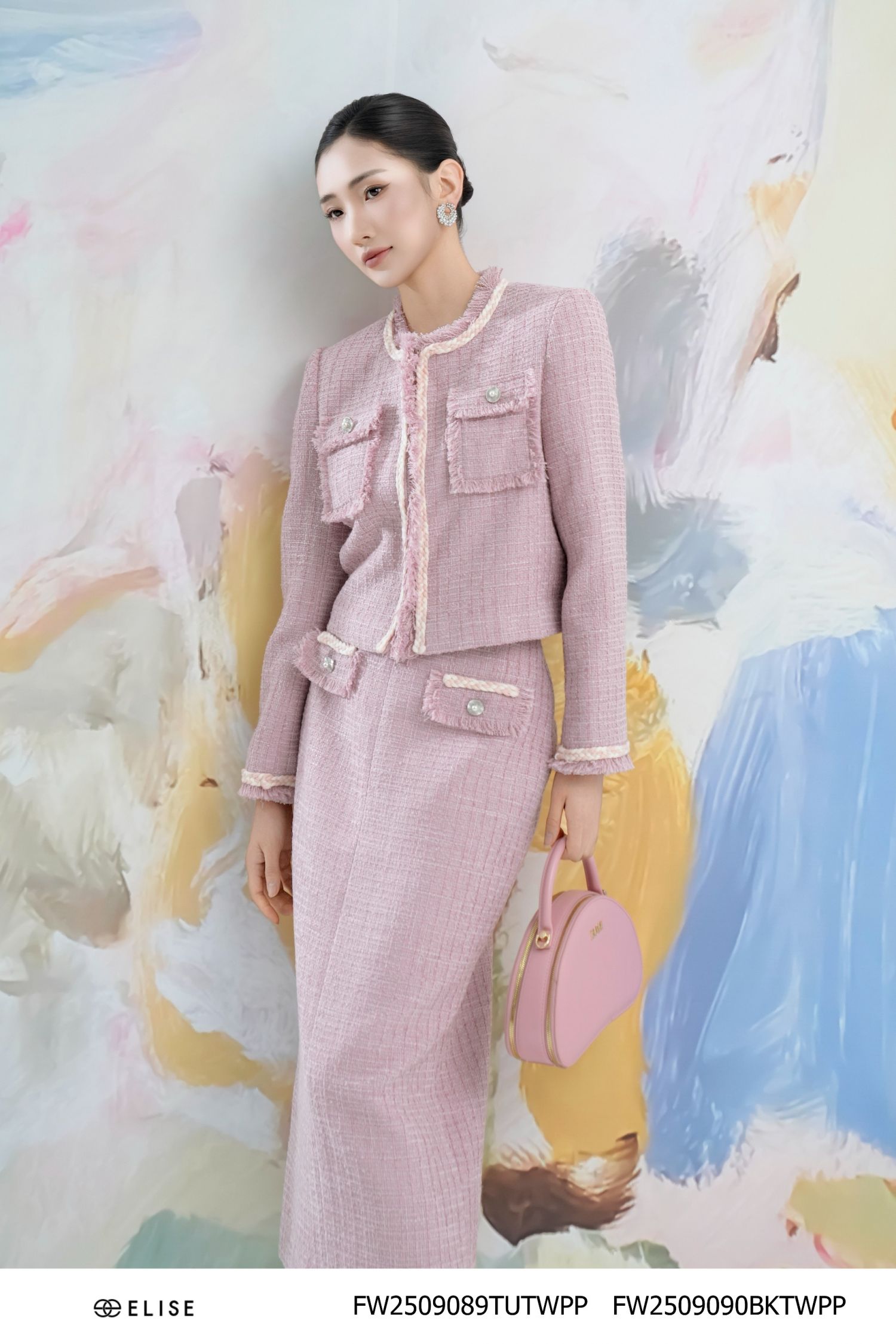 ÁO KHOÁC TWEED HỒNG TUA RUA GẤU