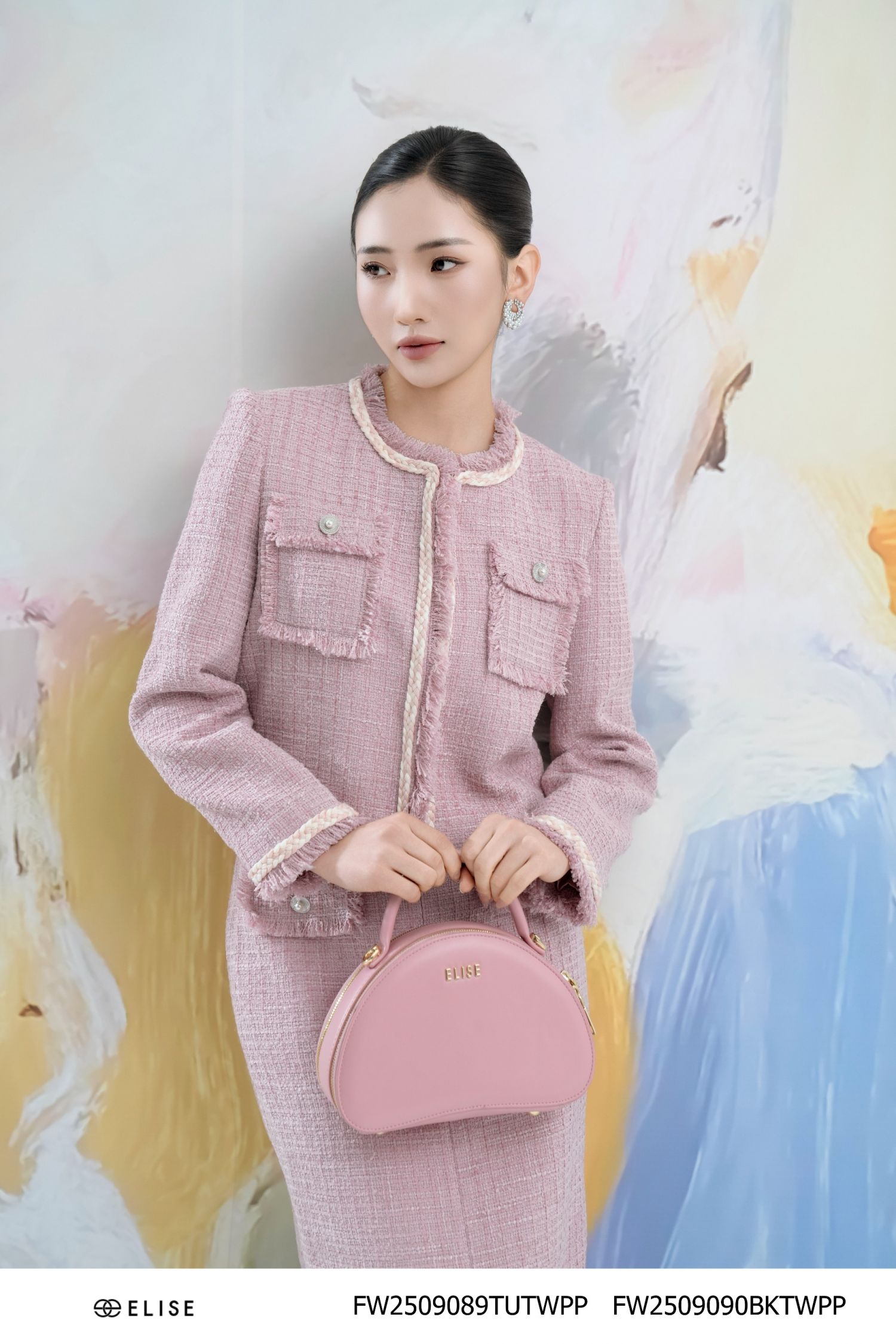 ÁO KHOÁC TWEED HỒNG TUA RUA GẤU