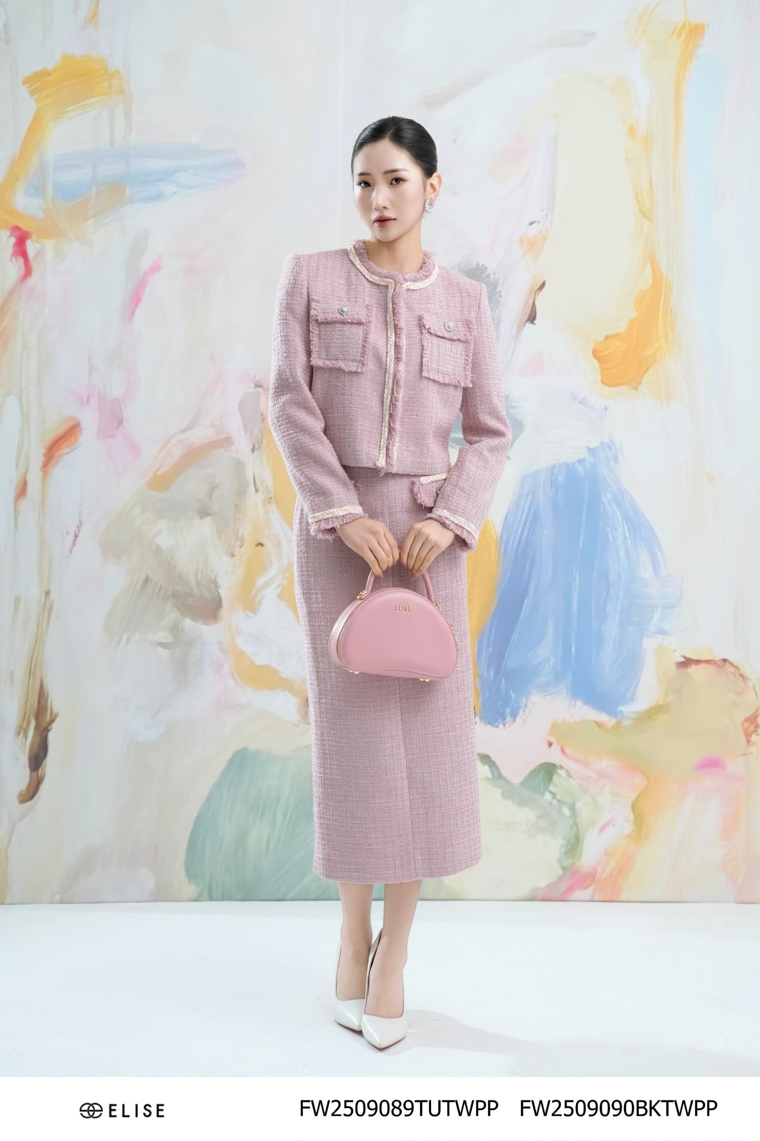 ÁO KHOÁC TWEED HỒNG TUA RUA GẤU