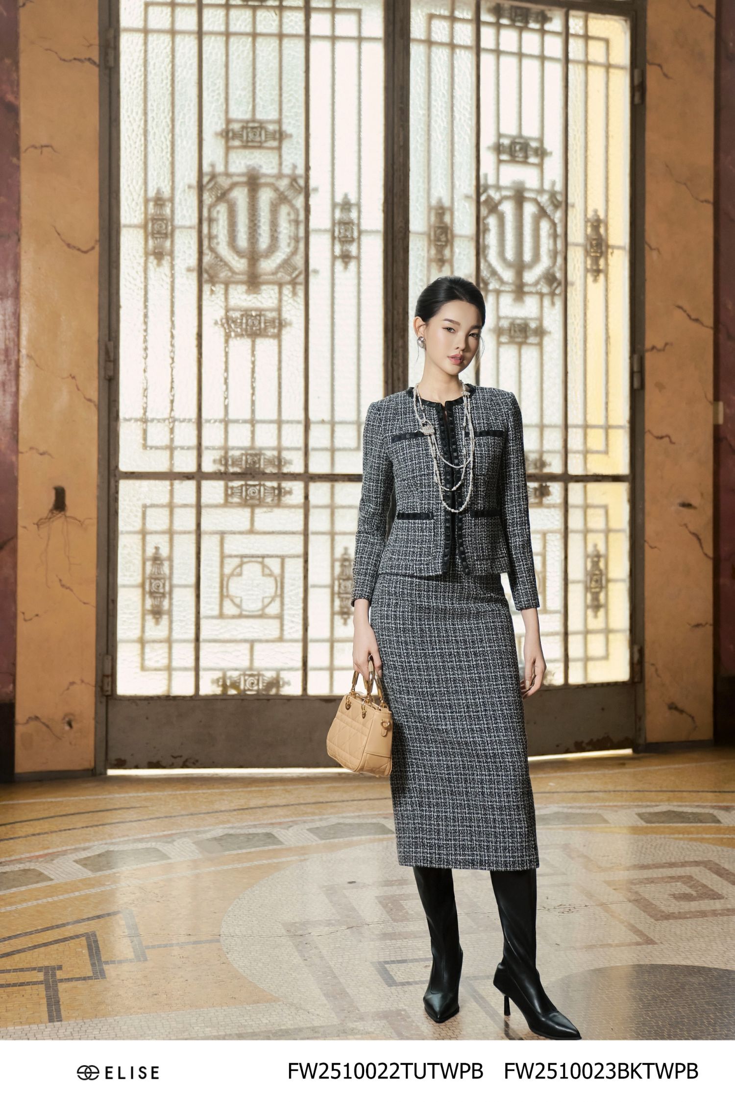 JUPE BÚT CHÌ TWEED ĐEN SỢI TRẮNG