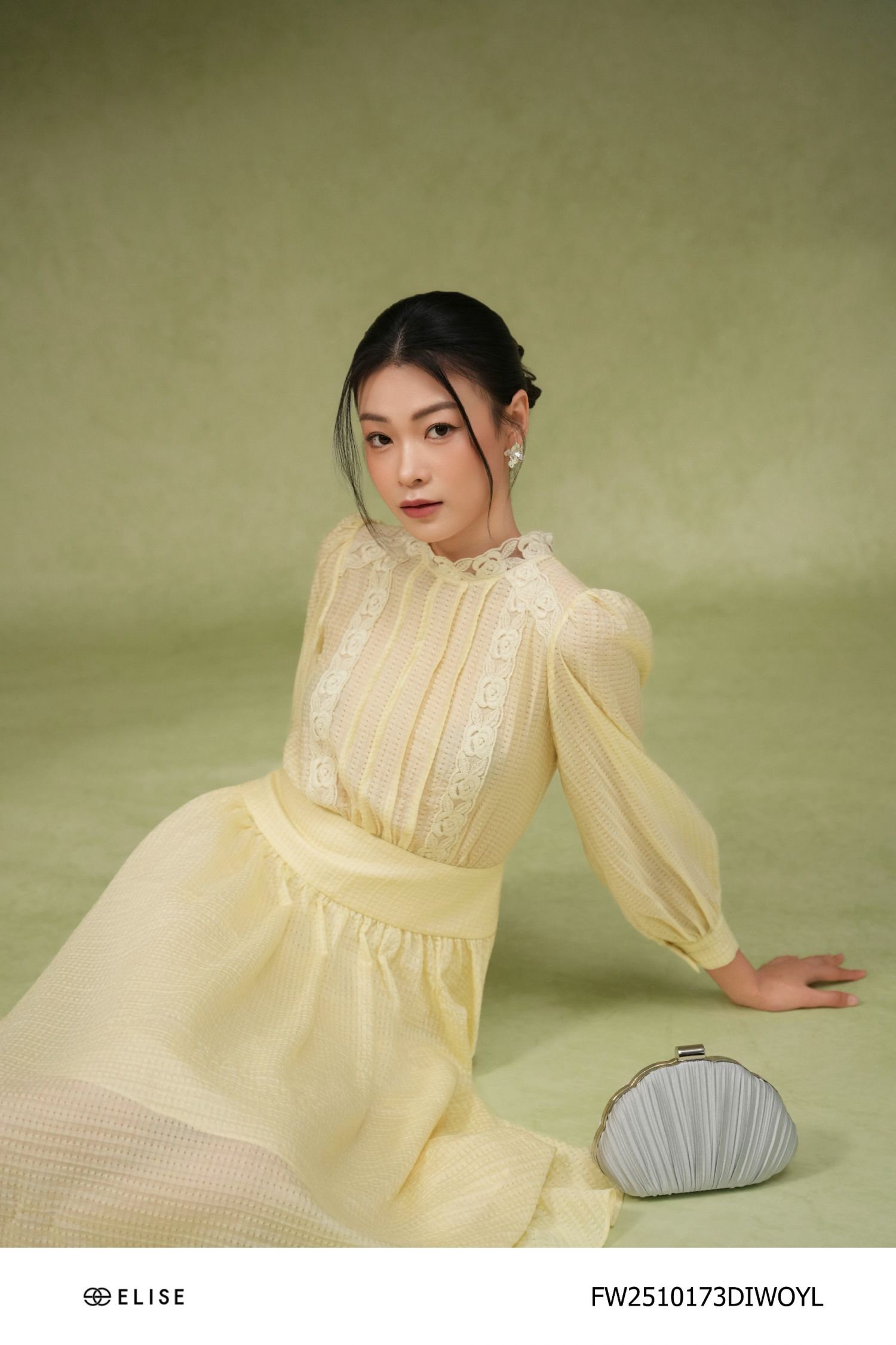 ĐẦM VOAN VÂN Ô CỔ REN XẾP NHÚN EO