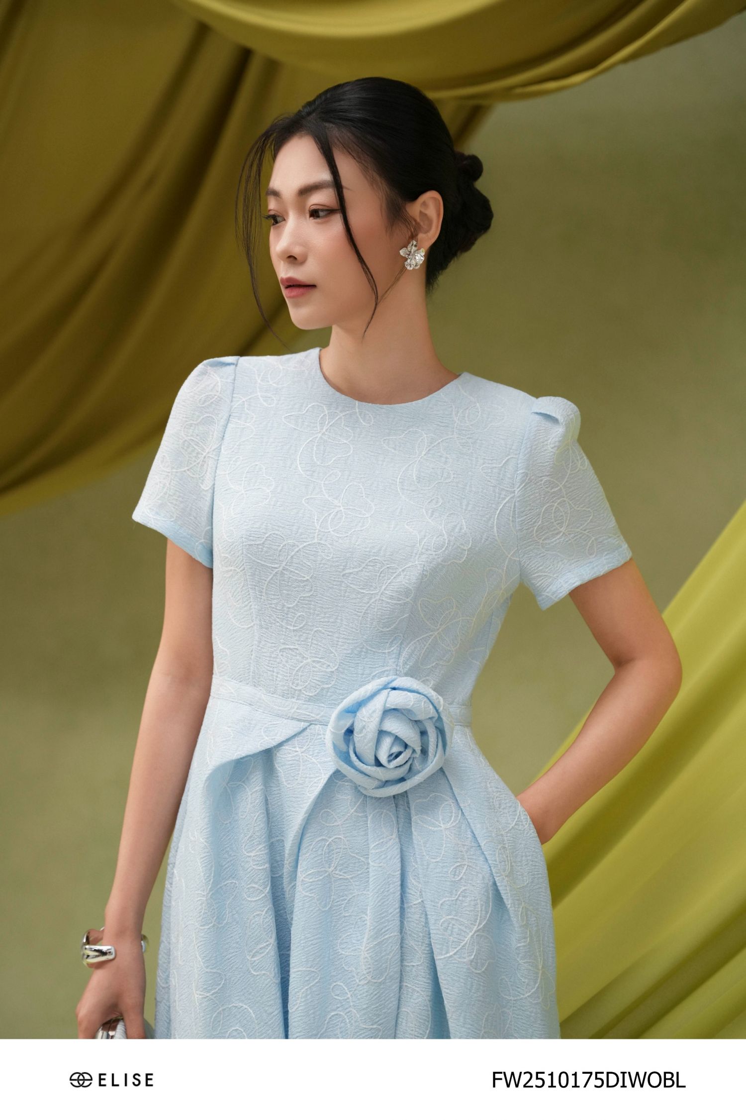 ĐẦM XỐP HOA KT NỔI XANH NHẠT