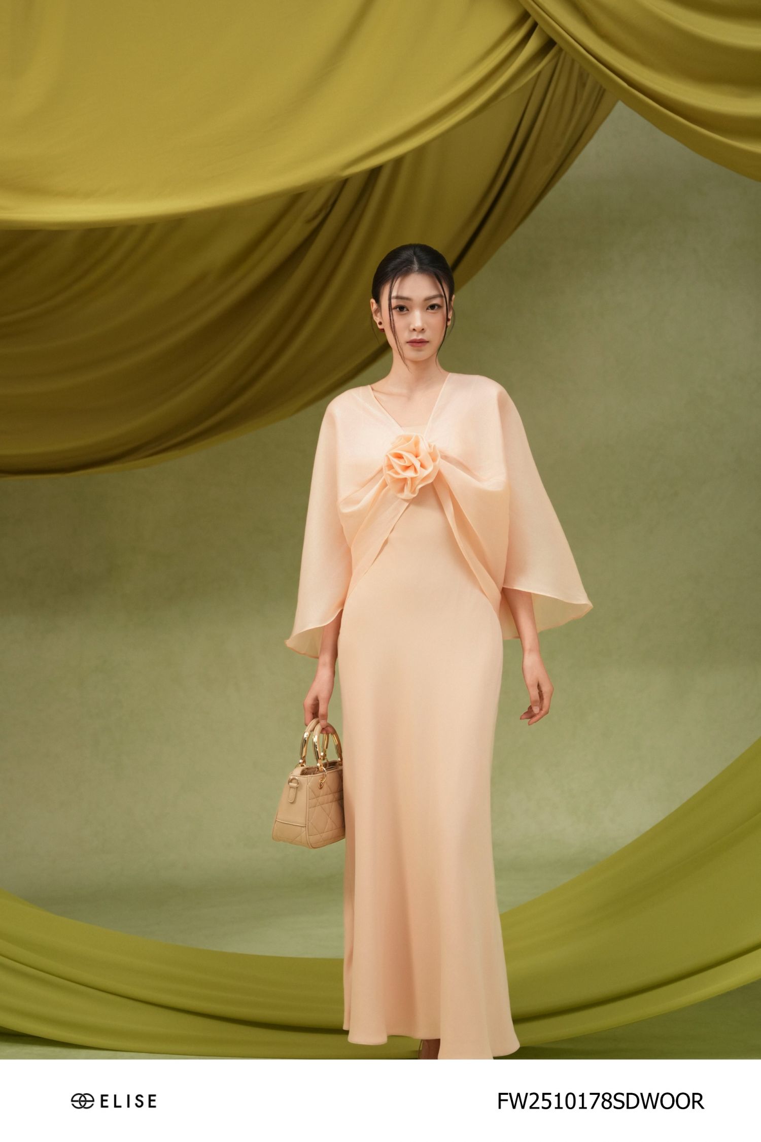 SET ĐẦM BE CAM PHỐI ÁO TƠ ĐÍNH HOA