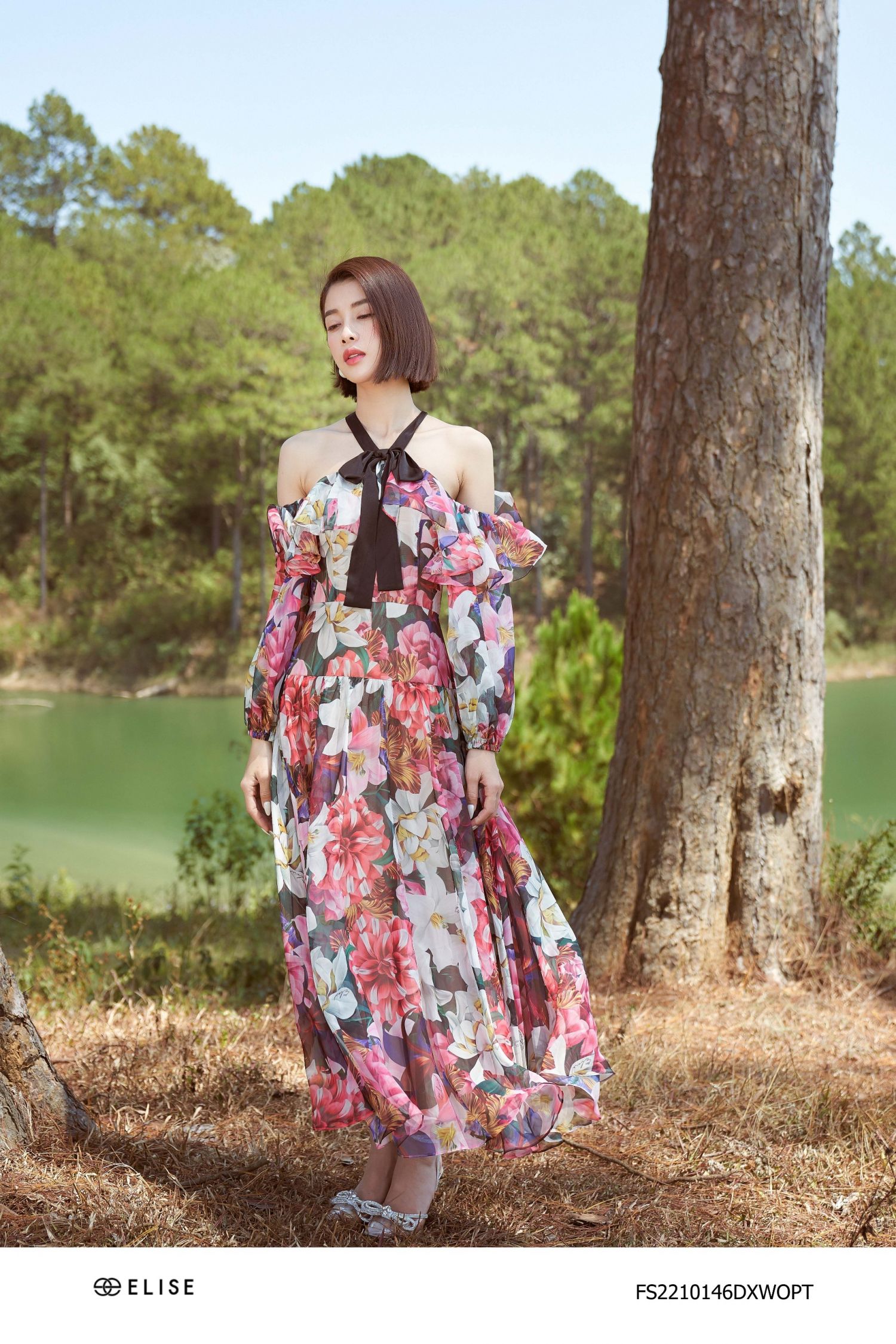 MAXI CHIFFON HOA LY HỒNG HỞ VAI