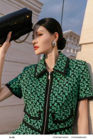 VEST XANH LÁ CHỮ E CỔ ĐỨC VIỀN ĐEN
