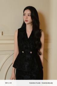GILE REN HOA NHUNG ĐEN CỔ VEST