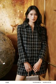 ÁO KHOÁC DẠ TWEED ĐEN KẺ TRẮNG KT