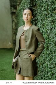 ÁO KHOÁC VÂN ĐEN VÀNG CỔ TRÒN