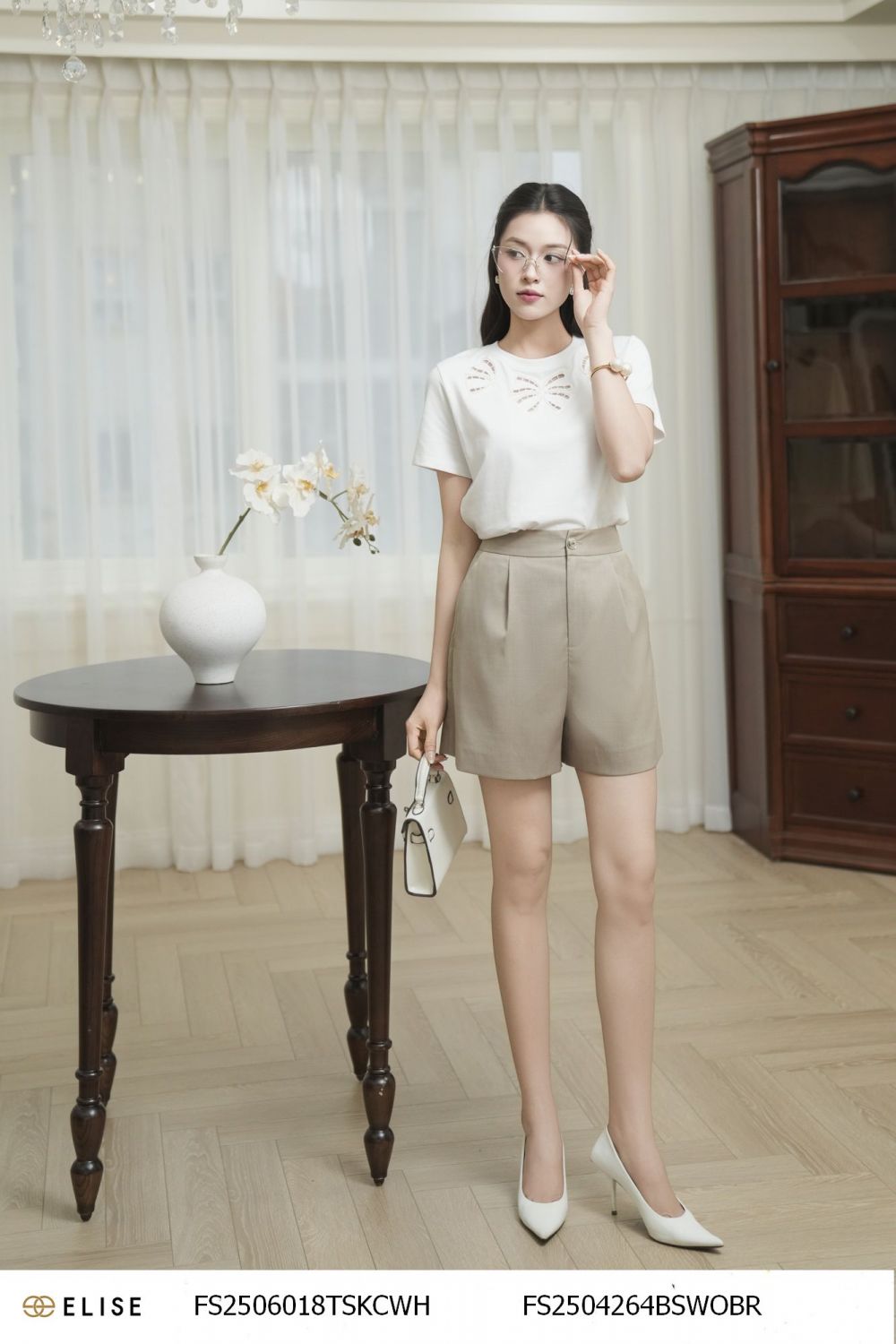 QUẦN SHORT NÂU KHÓI TÚI CHÉO