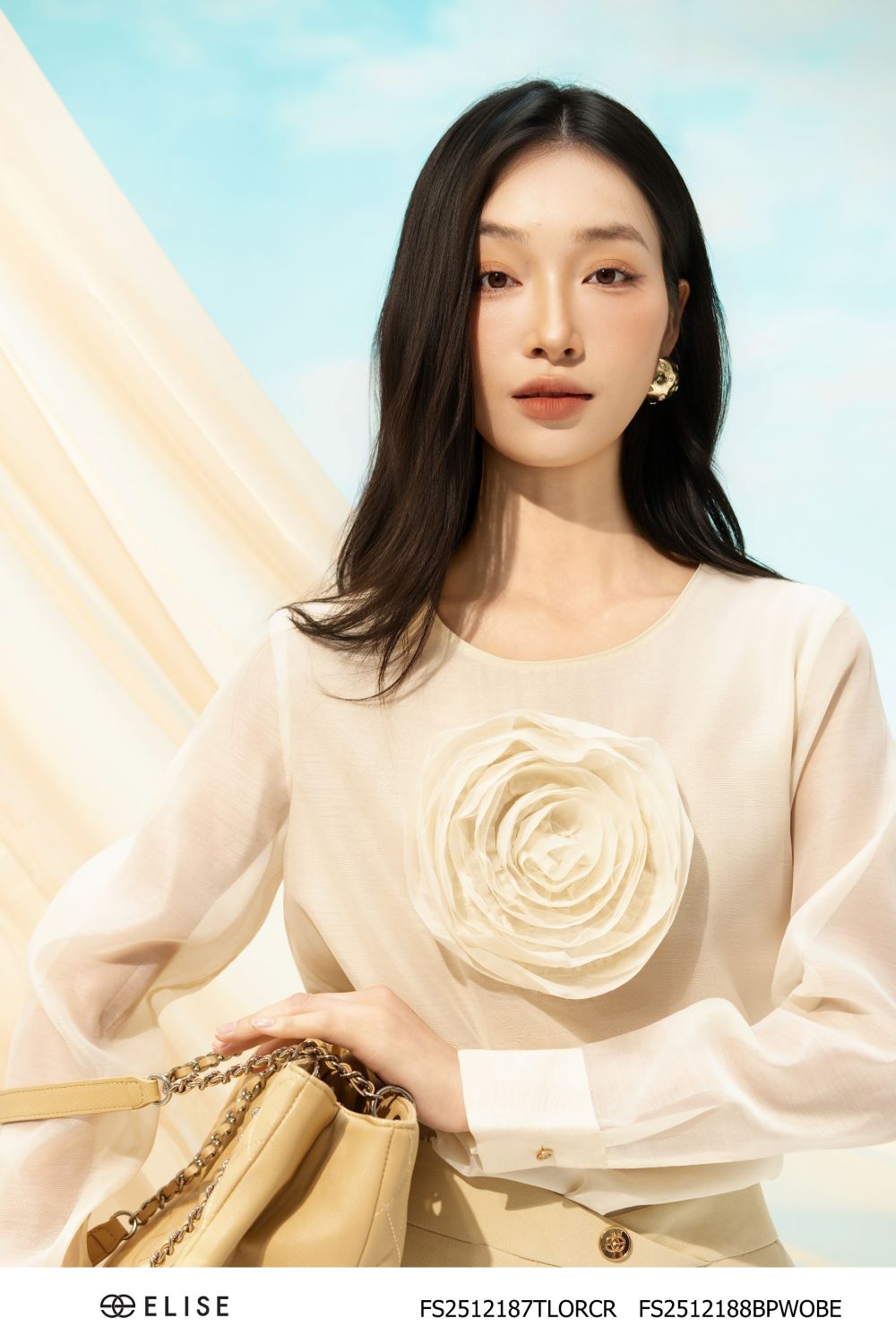 ÁO TƠ KEM ĐÍNH HOA NGỰC