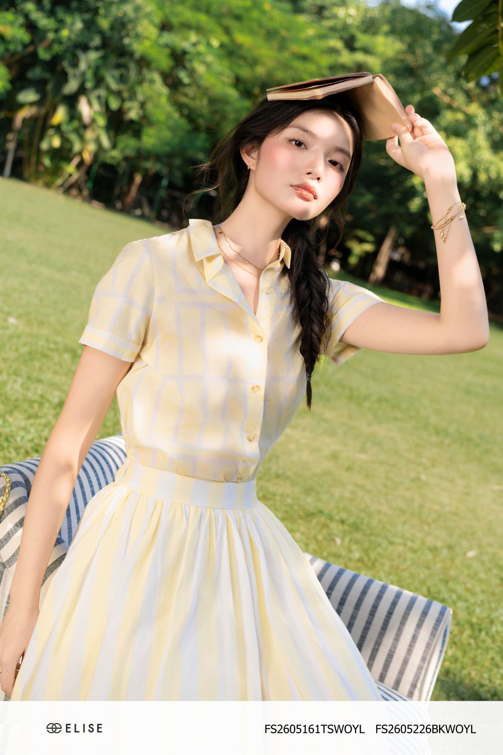SM THÔ VÀNG KẺ Ô TAY LƠ VÊ