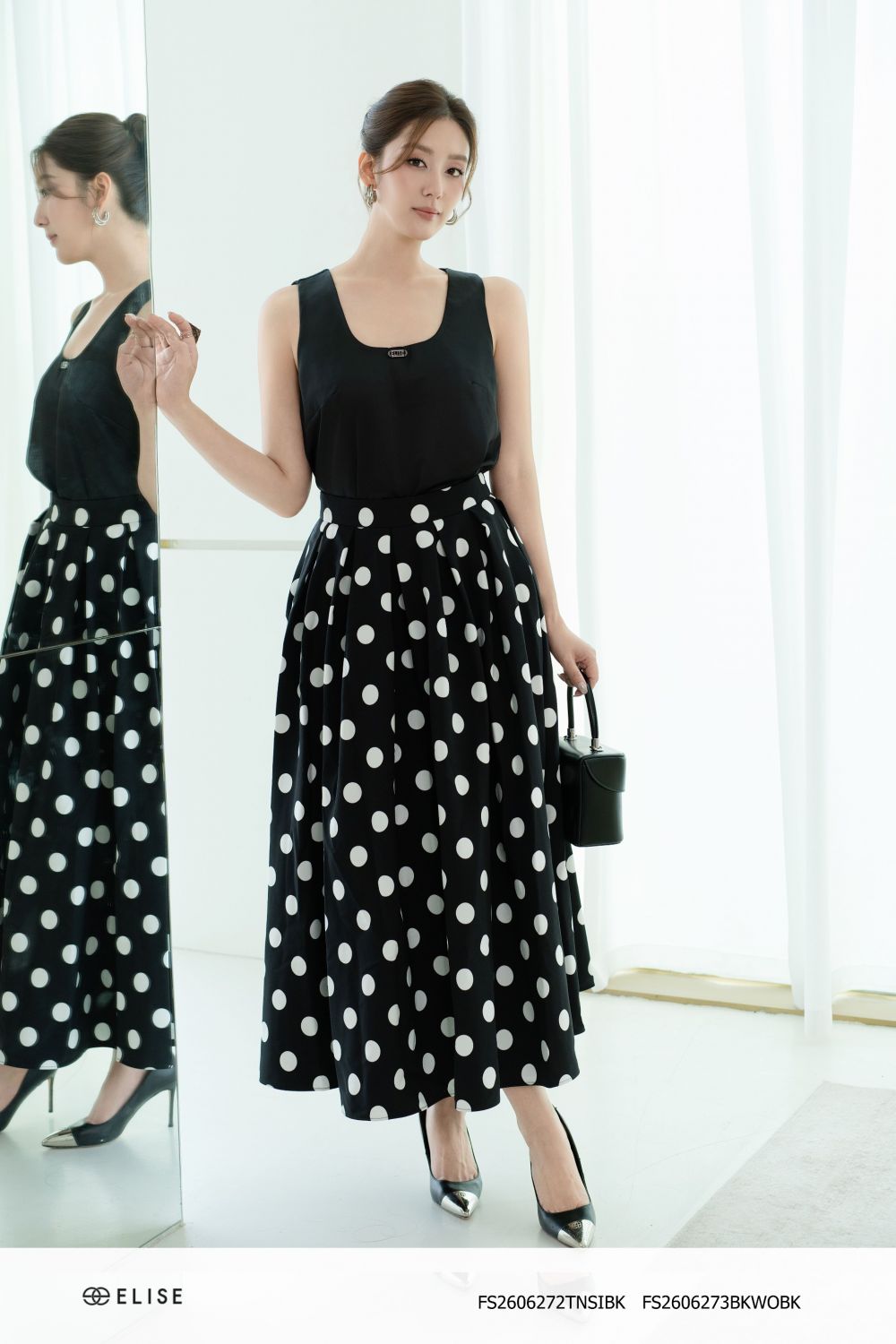 CV ĐEN CHẤM BI TRẮNG XẾP LY
