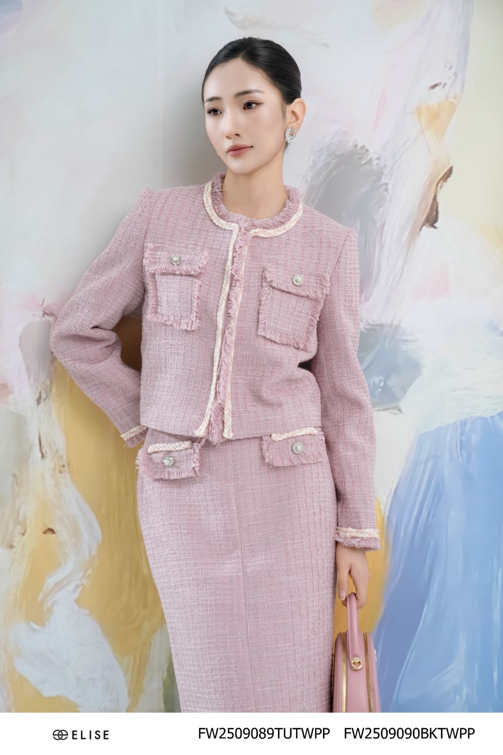 ÁO KHOÁC TWEED HỒNG TUA RUA GẤU